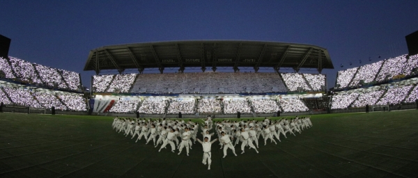 18일 오후 경기도 수원시 팔달구 우만동 수원월드컵경기장에서 열린 '9·18 평화 만국회의 제 5주년 기념식'에서 문화공연이 이뤄지고 있다.(사진제공=장병옥기자)