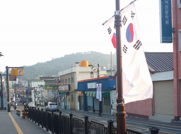 강화군이 제76주년 광복절을 맞아 750여 공직자와 군민을 대신해 애국지사와 유가족에게 감사의 메시지를 전달한다. (사진=강화군)