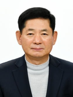 정영석 기자