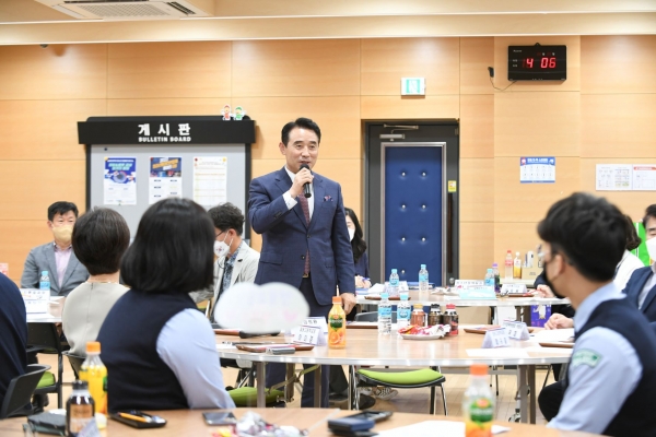 관내 고등학교 맞춤형 투 트랙 교육 지원(사진=포천시)