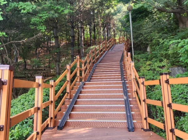 수지구 죽전동 대지산 등산로 환경 개선 모습(사진=용인특례시)